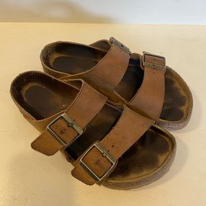 7.5 brown leather Birkenstock Arizona sandals